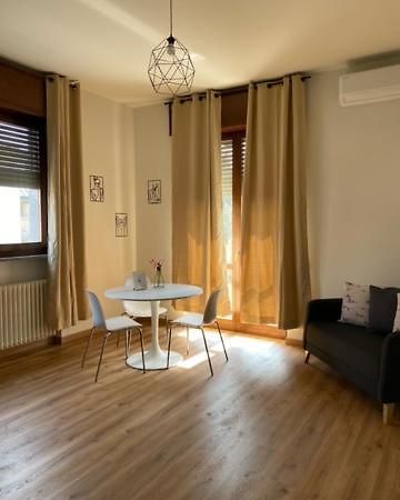 Апартаменты La Casa Di Amalia Ро Экстерьер фото